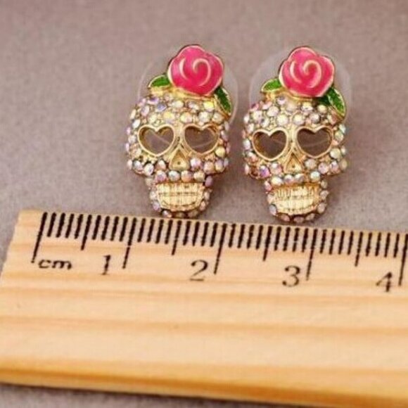 Skull Stud Earrings - Picture 2 of 4